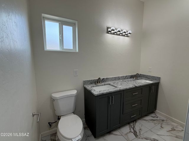 1880 Circulo Mexicali, Rio Rico, AZ 85648