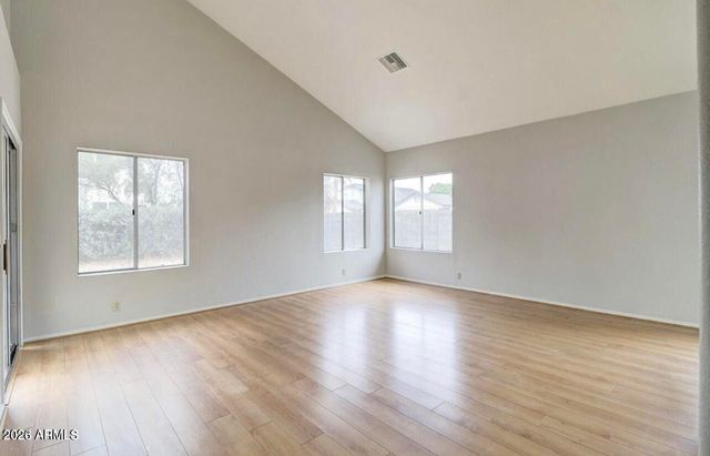 8834 W MICHELLE Drive, Peoria, AZ 85382