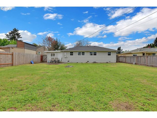 3227 PARTRIDGE Way, Springfield, OR 97477