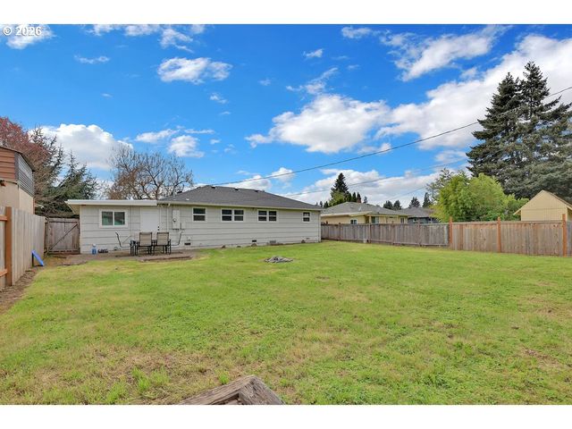 3227 PARTRIDGE Way, Springfield, OR 97477
