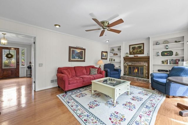 3735 Woodsong Court, Dunwoody, GA 30338