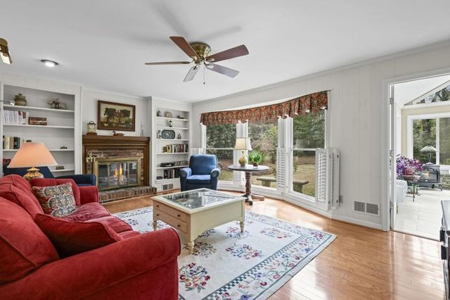 3735 Woodsong Court, Dunwoody, GA 30338