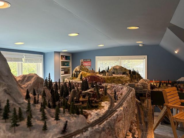 3735 Woodsong Court, Dunwoody, GA 30338