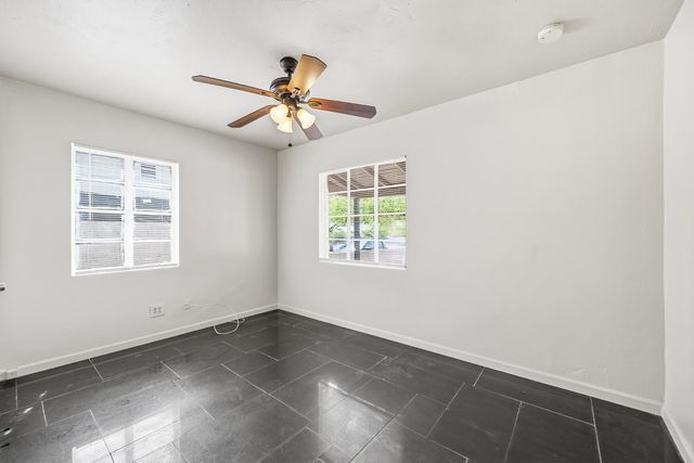 9427 N 1st Avenue, Phoenix, AZ 85021