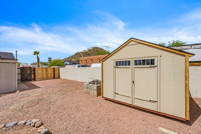 9427 N 1st Avenue, Phoenix, AZ 85021