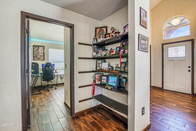 457 VON BARGEN Drive, Horizon City, TX 79928