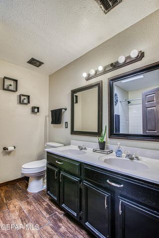 457 VON BARGEN Drive, Horizon City, TX 79928