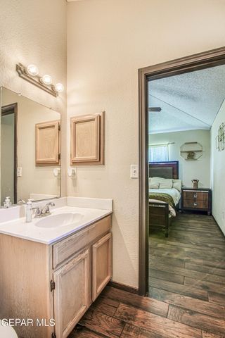 457 VON BARGEN Drive, Horizon City, TX 79928