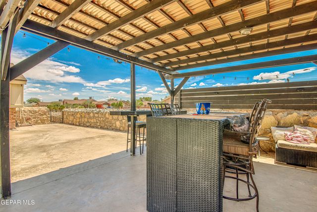 457 VON BARGEN Drive, Horizon City, TX 79928