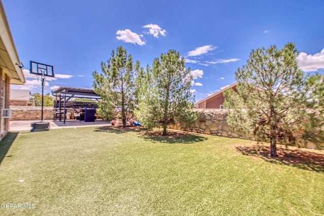 457 VON BARGEN Drive, Horizon City, TX 79928