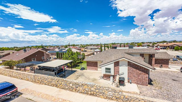 457 VON BARGEN Drive, Horizon City, TX 79928