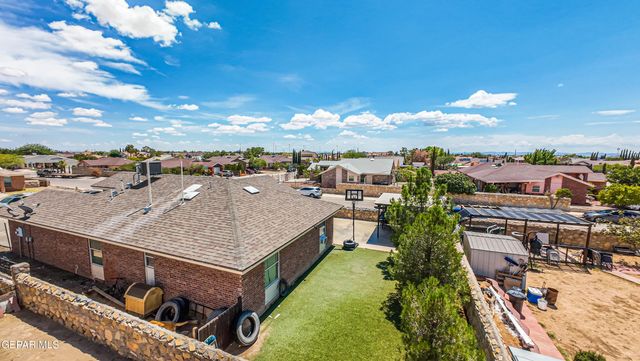 457 VON BARGEN Drive, Horizon City, TX 79928