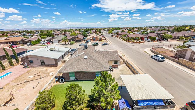 457 VON BARGEN Drive, Horizon City, TX 79928