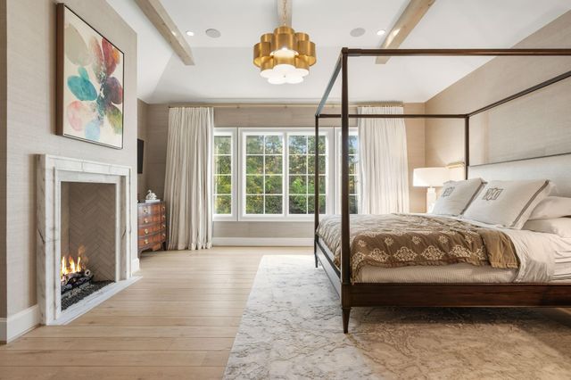 14 Peony Springs Court, The Woodlands, TX 77382