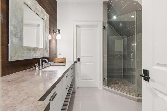 14 Peony Springs Court, The Woodlands, TX 77382