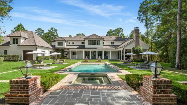 14 Peony Springs Court, The Woodlands, TX 77382
