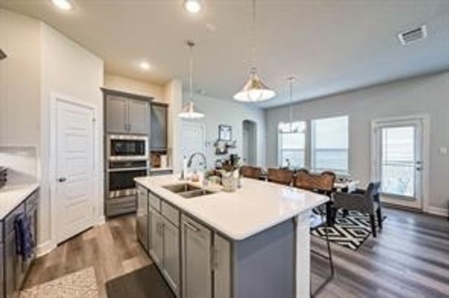 2028 Barbette Street, Fort Worth, TX 76008