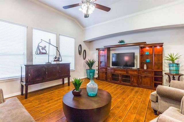 634 Irvin DR, San Marcos, TX 78666