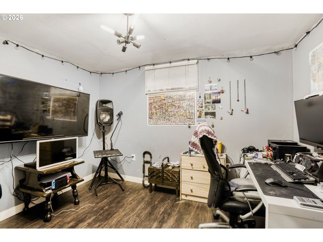 804 Se 176TH Pl, Portland, OR 97233