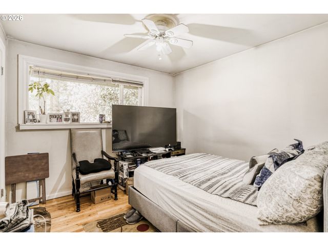 804 Se 176TH Pl, Portland, OR 97233