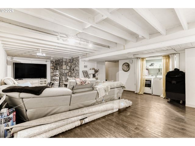 804 Se 176TH Pl, Portland, OR 97233