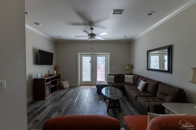 13909 Del Rio Dr, Pensacola, FL 32507