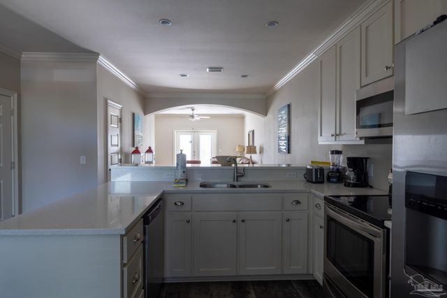 13909 Del Rio Dr, Pensacola, FL 32507