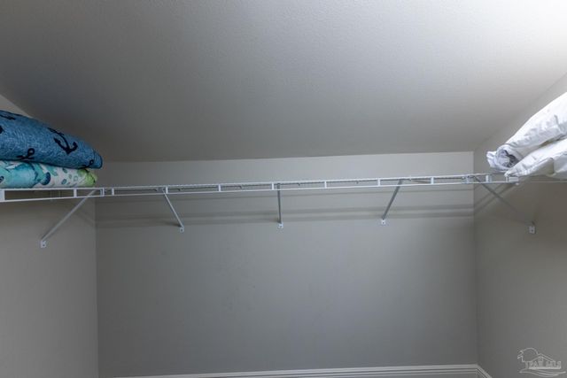 13909 Del Rio Dr, Pensacola, FL 32507