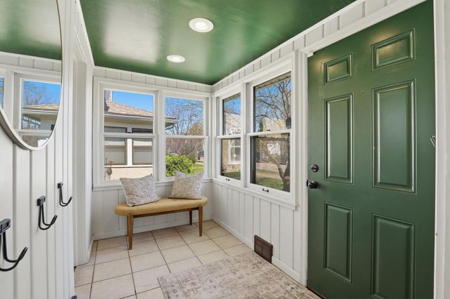 3934 29th Avenue S, Minneapolis, MN 55406