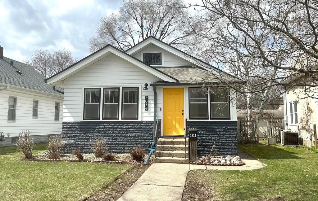 3934 29th Avenue S, Minneapolis, MN 55406