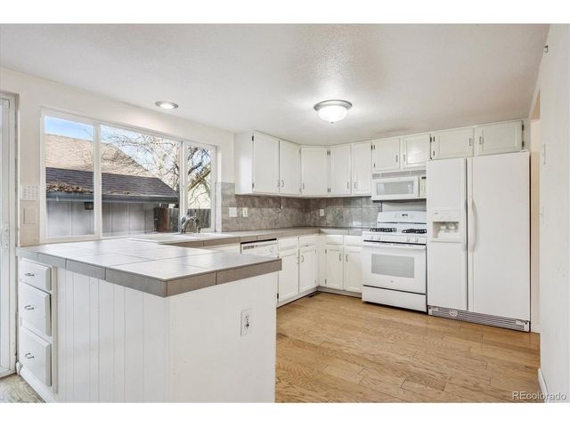 7711 E Jamison Dr, Centennial, CO 80112