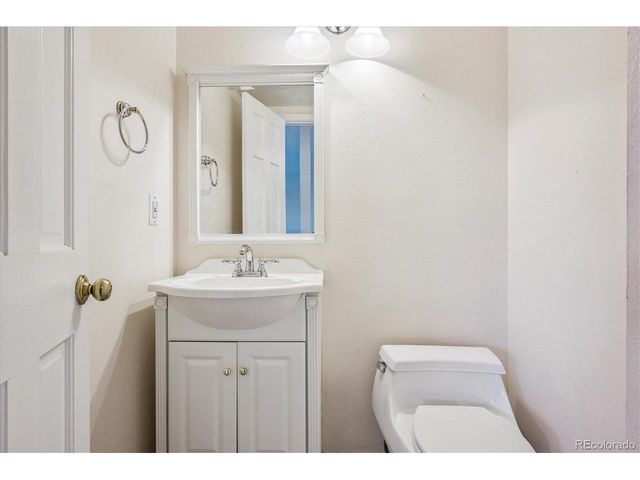 7711 E Jamison Dr, Centennial, CO 80112