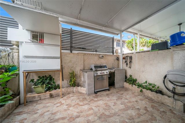 1540 W 42nd Place C, Hialeah, FL 33012