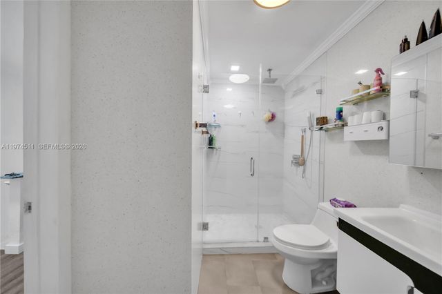 1540 W 42nd Place C, Hialeah, FL 33012