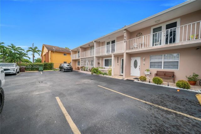 1540 W 42nd Place C, Hialeah, FL 33012