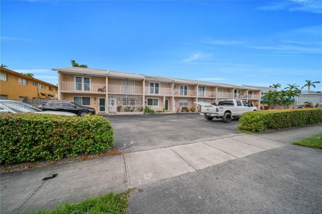 1540 W 42nd Place C, Hialeah, FL 33012