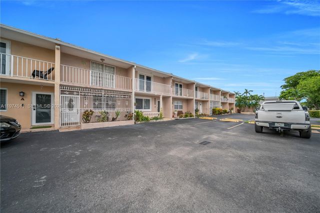 1540 W 42nd Place C, Hialeah, FL 33012