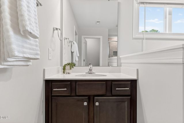 13 Knotty Pine Lane, Clayton, NC 27520