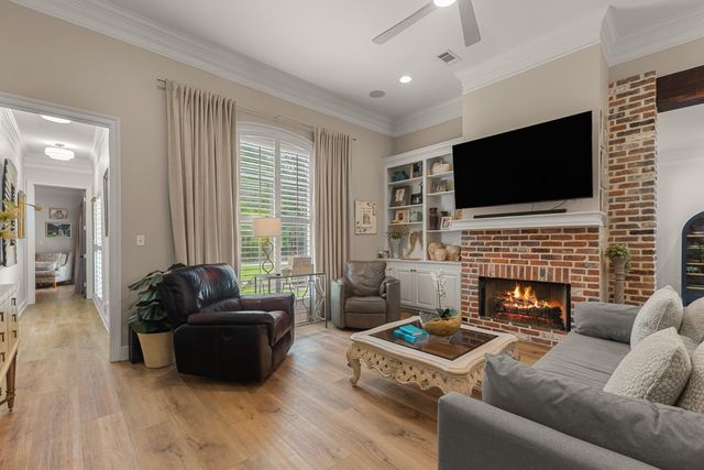 73 Bridgefield Turn, Hattiesburg, MS 39402