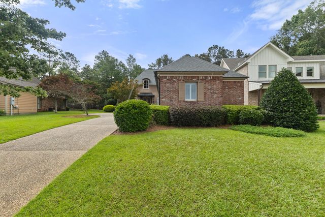 73 Bridgefield Turn, Hattiesburg, MS 39402