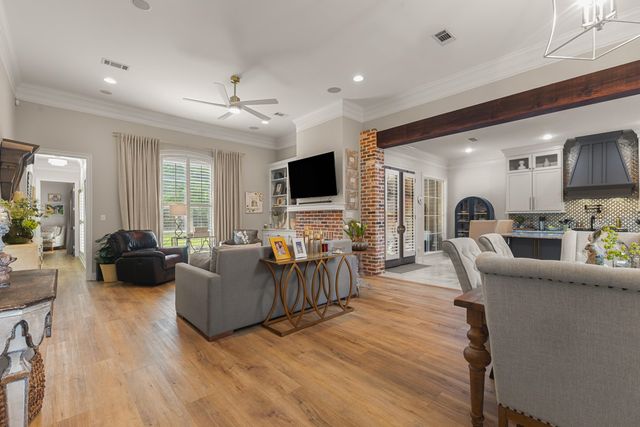 73 Bridgefield Turn, Hattiesburg, MS 39402
