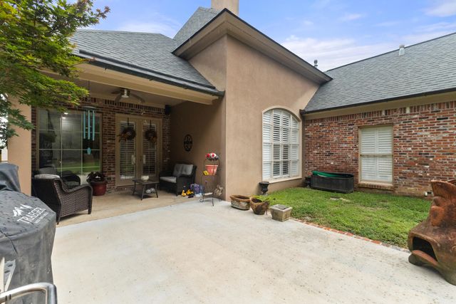 73 Bridgefield Turn, Hattiesburg, MS 39402