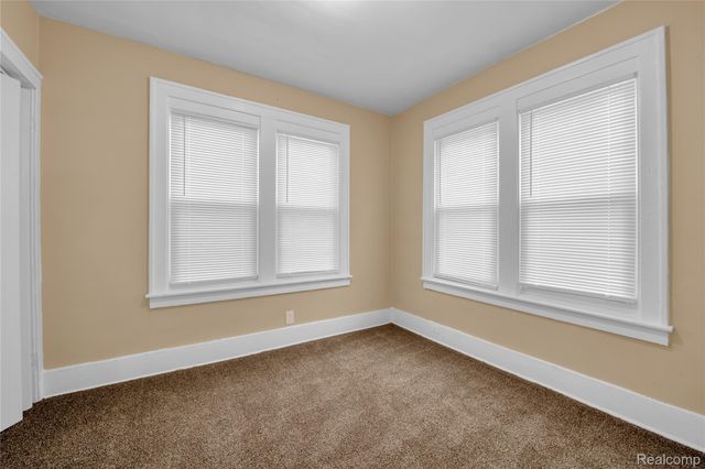 5044 Fairview Street, Detroit, MI 48213