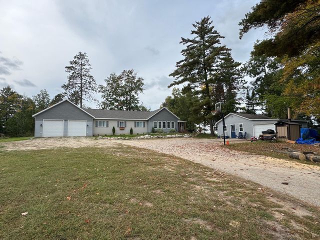 15196 US 2, Bagley, MN 56621