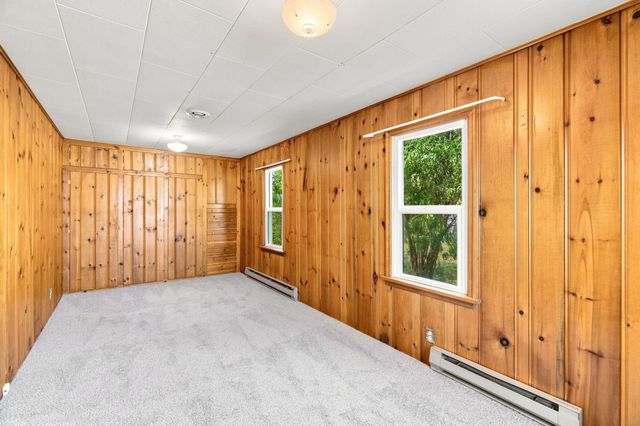 9809 E Upriver Dr, Spokane, WA 99206