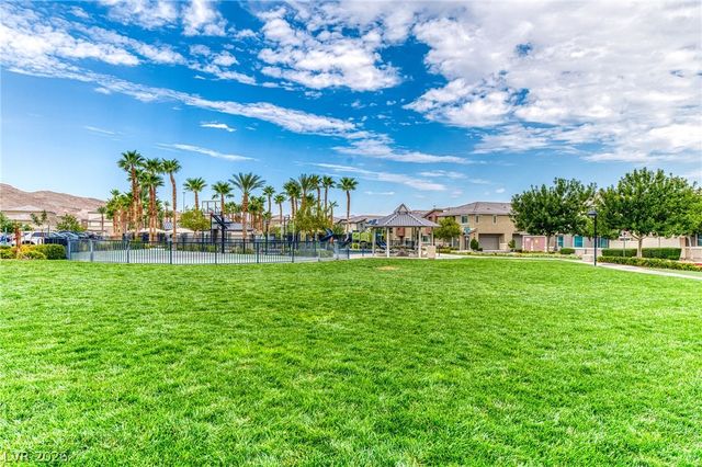 12105 Scarlet Ember Road 2, Las Vegas, NV 89183