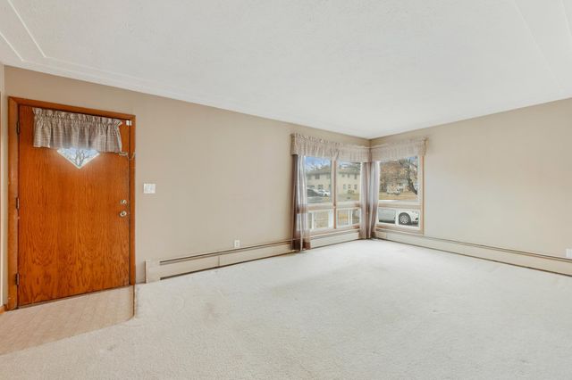 1319 7th Lane, Anoka, MN 55303