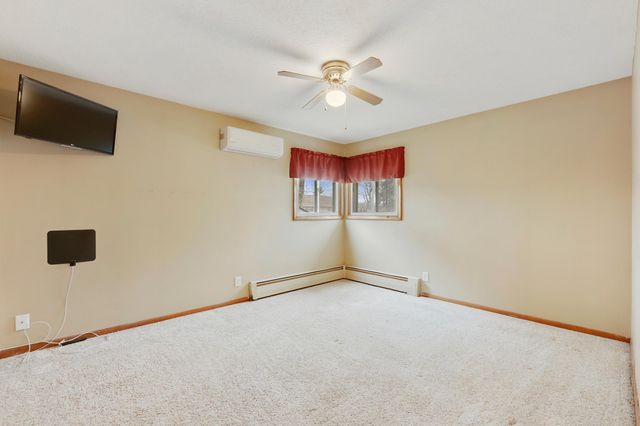 1319 7th Lane, Anoka, MN 55303