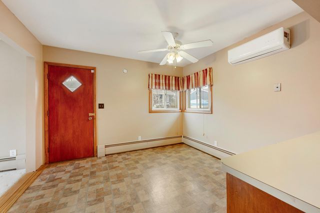 1319 7th Lane, Anoka, MN 55303