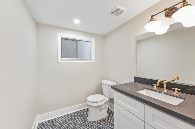 1607 Market Street, Galveston, TX 77550